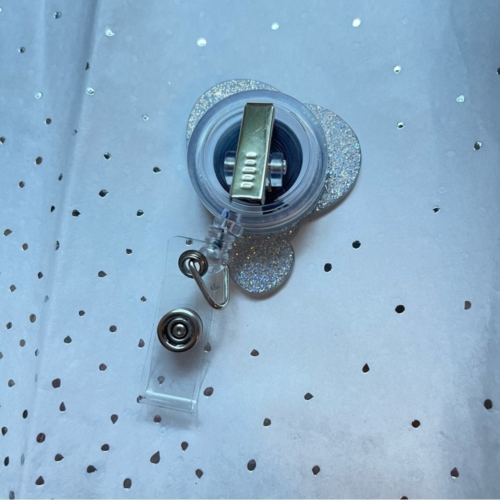 Badge Reel Baby Feet RN for NICU L&D or Peds Nurse - Alligator Clip - Picture 3 of 3